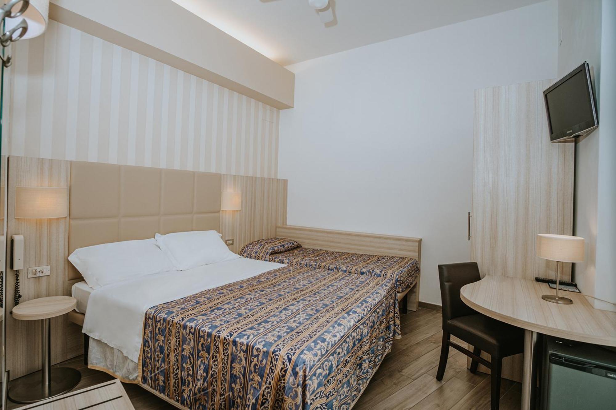 Hotel Gabriella Rimini Exterior foto